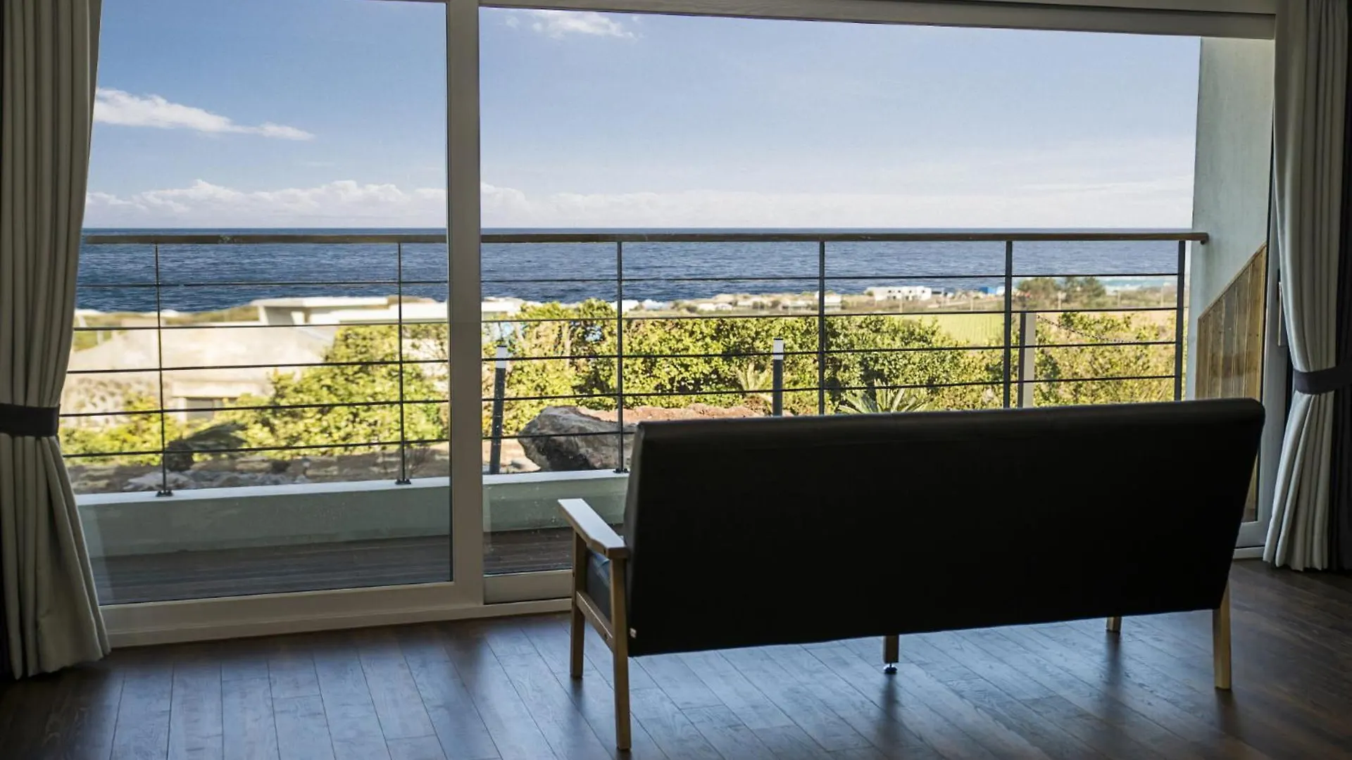 Country house Handongijen Pension Jeju South Korea
